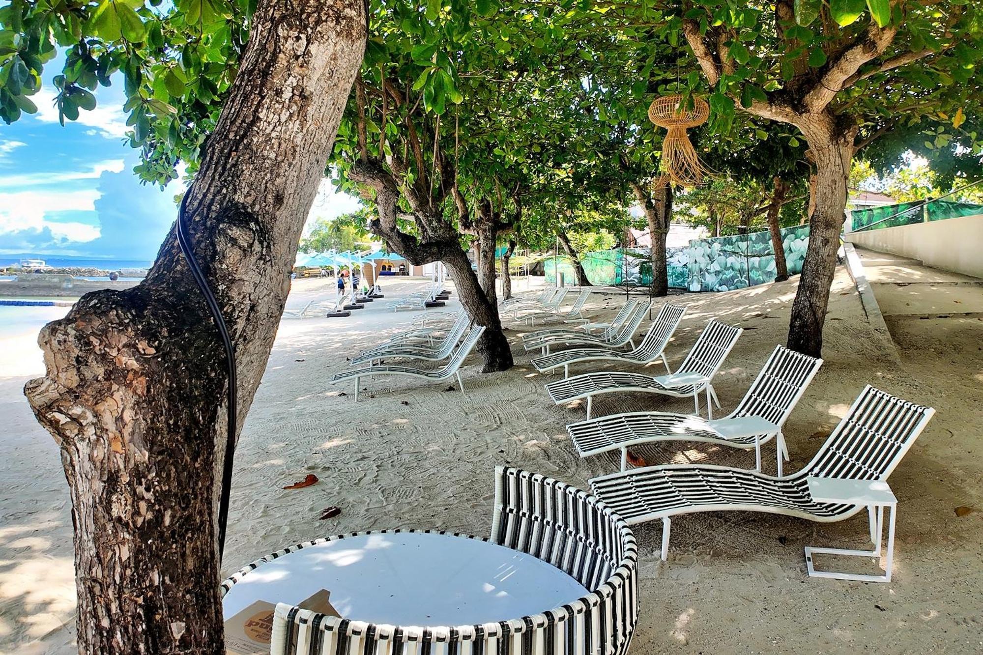 Dominiks Stylish Resort Gem Ocean View Pool Queen Bed At Tambuli 8 Floor Fast Wifi Lapu-Lapu City Eksteriør billede