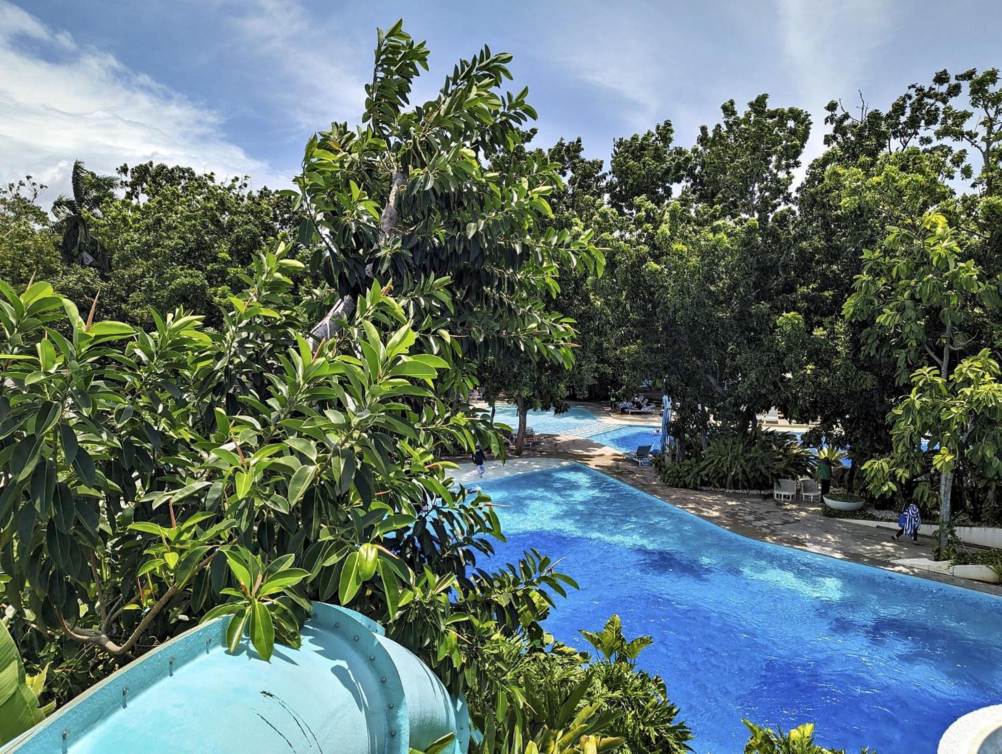Dominiks Stylish Resort Gem Ocean View Pool Queen Bed At Tambuli 8 Floor Fast Wifi Lapu-Lapu City Eksteriør billede