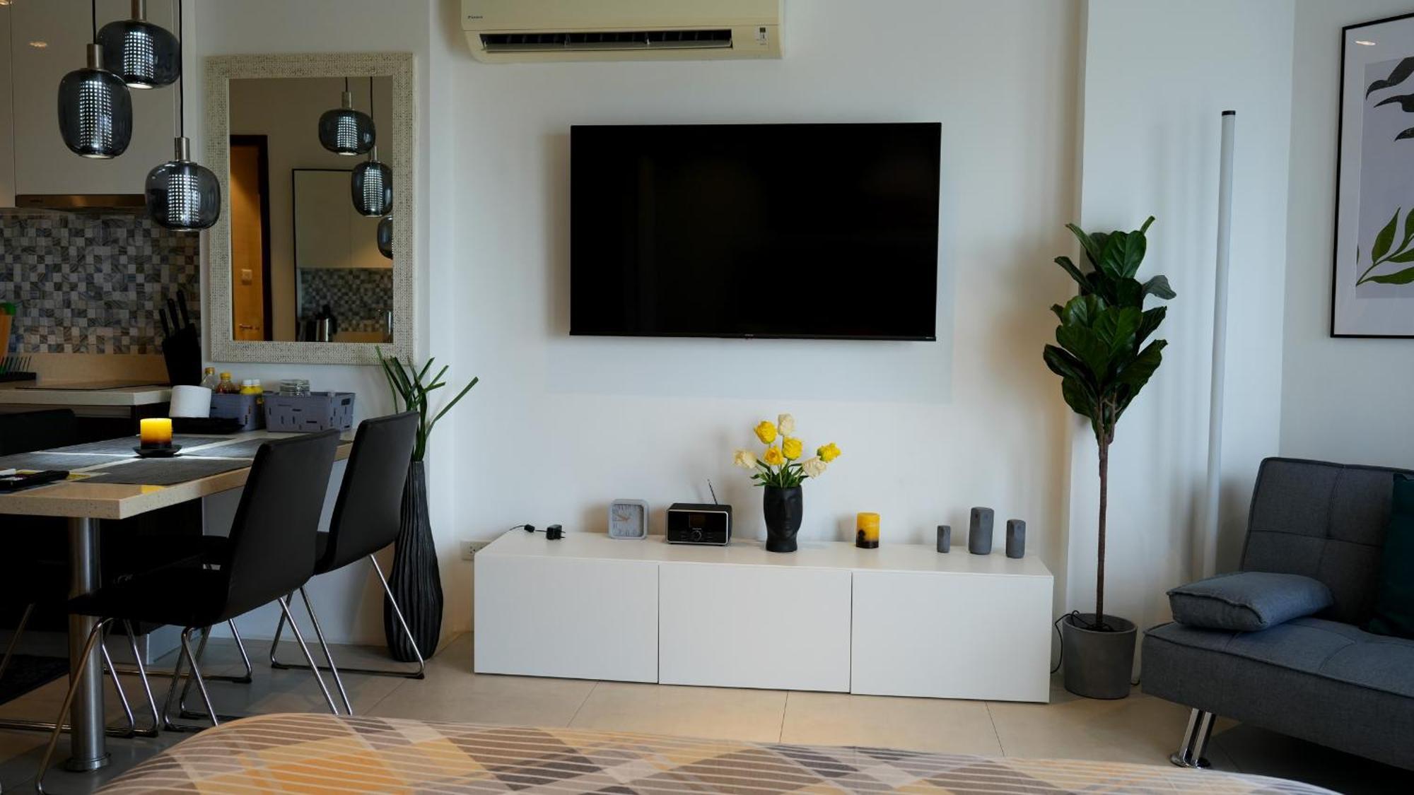 Dominiks Stylish Resort Gem Ocean View Pool Queen Bed At Tambuli 8 Floor Fast Wifi Lapu-Lapu City Eksteriør billede